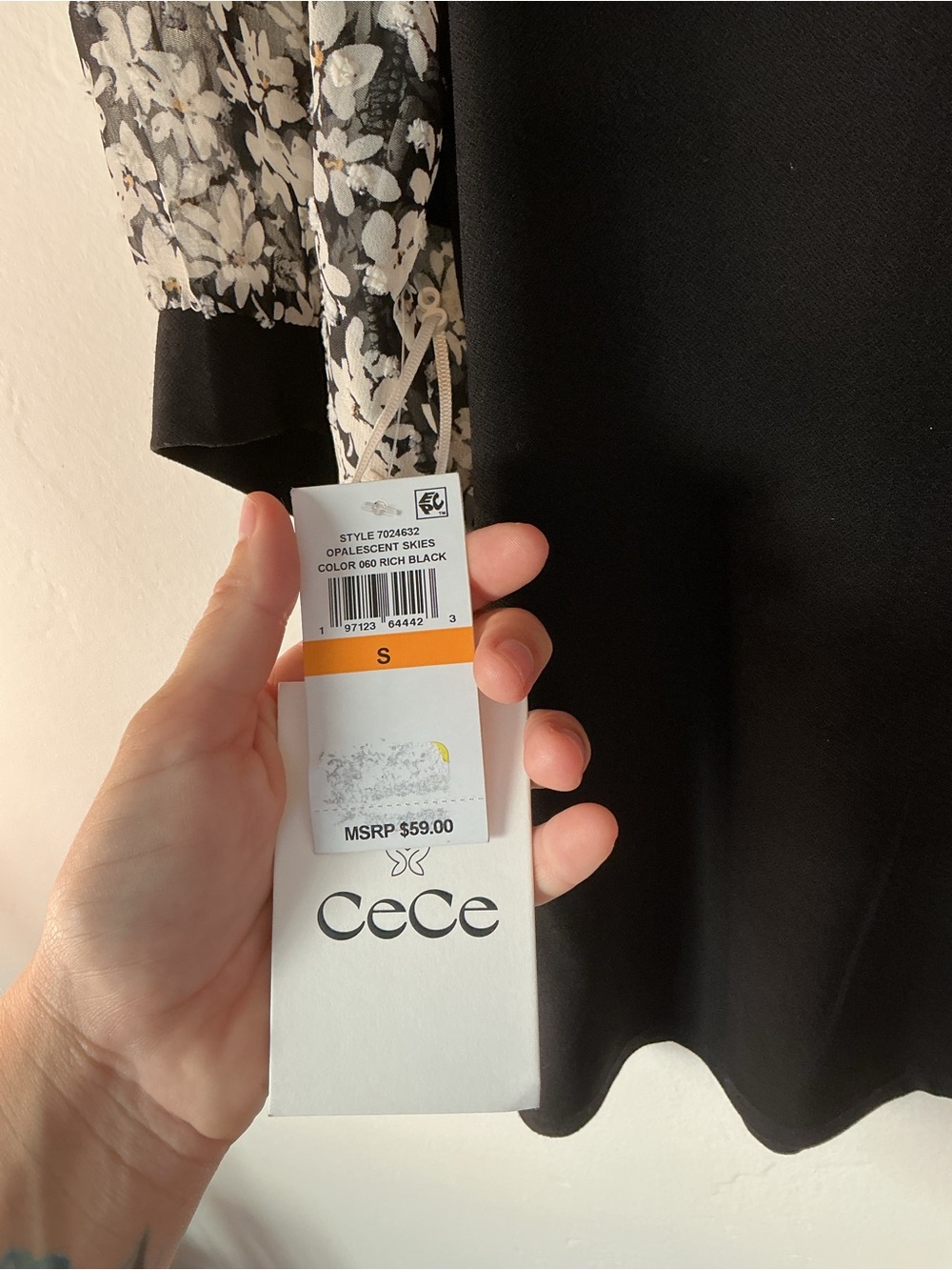 CeCe Black Top with White Floral Mesh Puff Sleeves - Picture 4 of 4